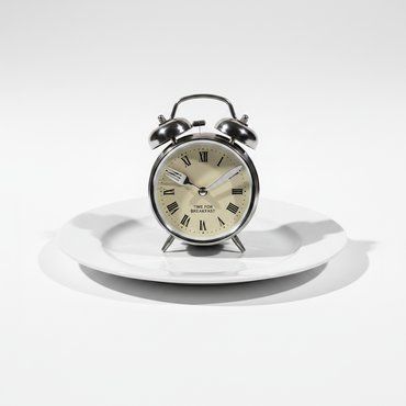 How Late Breakfast Times Dramatically Increase Long-Term Mortality Risk